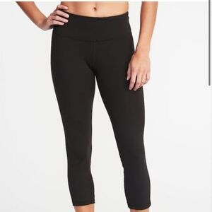 Old Navy Compression Crops